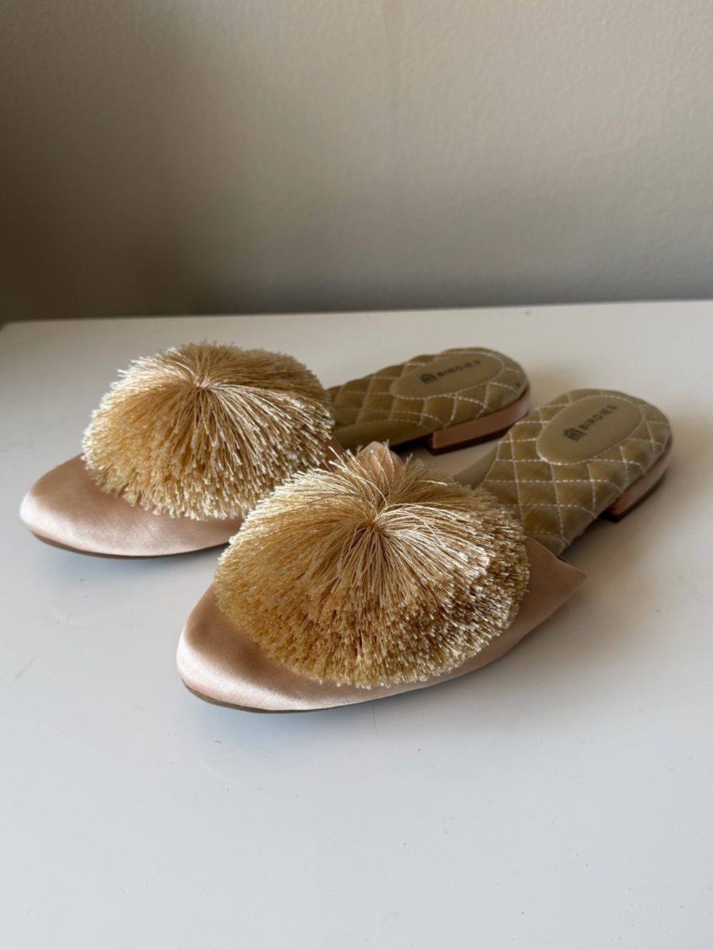 Birdies Womens Tassel Pom Pom Mule Loafers Slides Champagne Satin Shoes Size 7.5